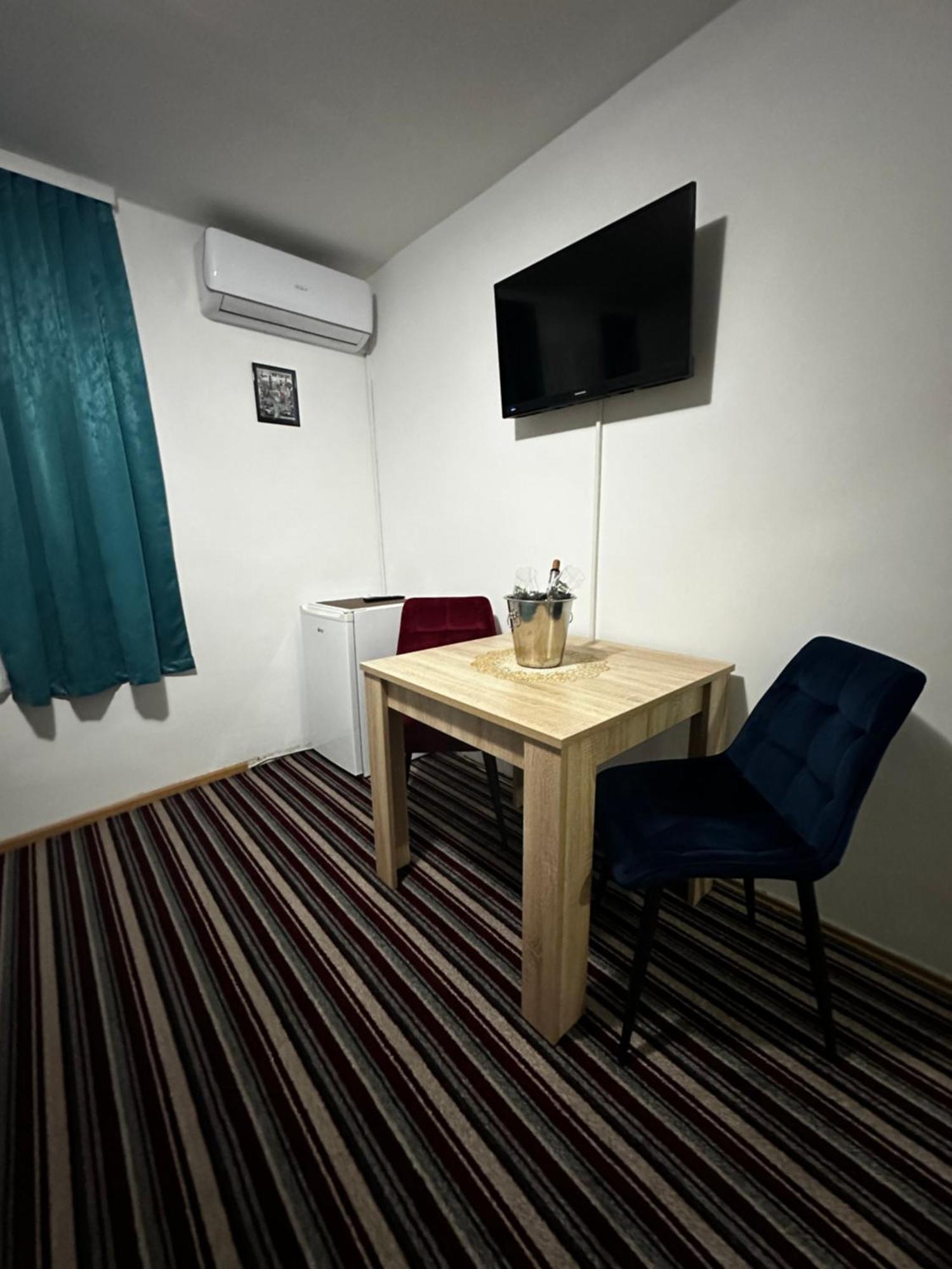 Guest House Nana Mostar Exteriör bild