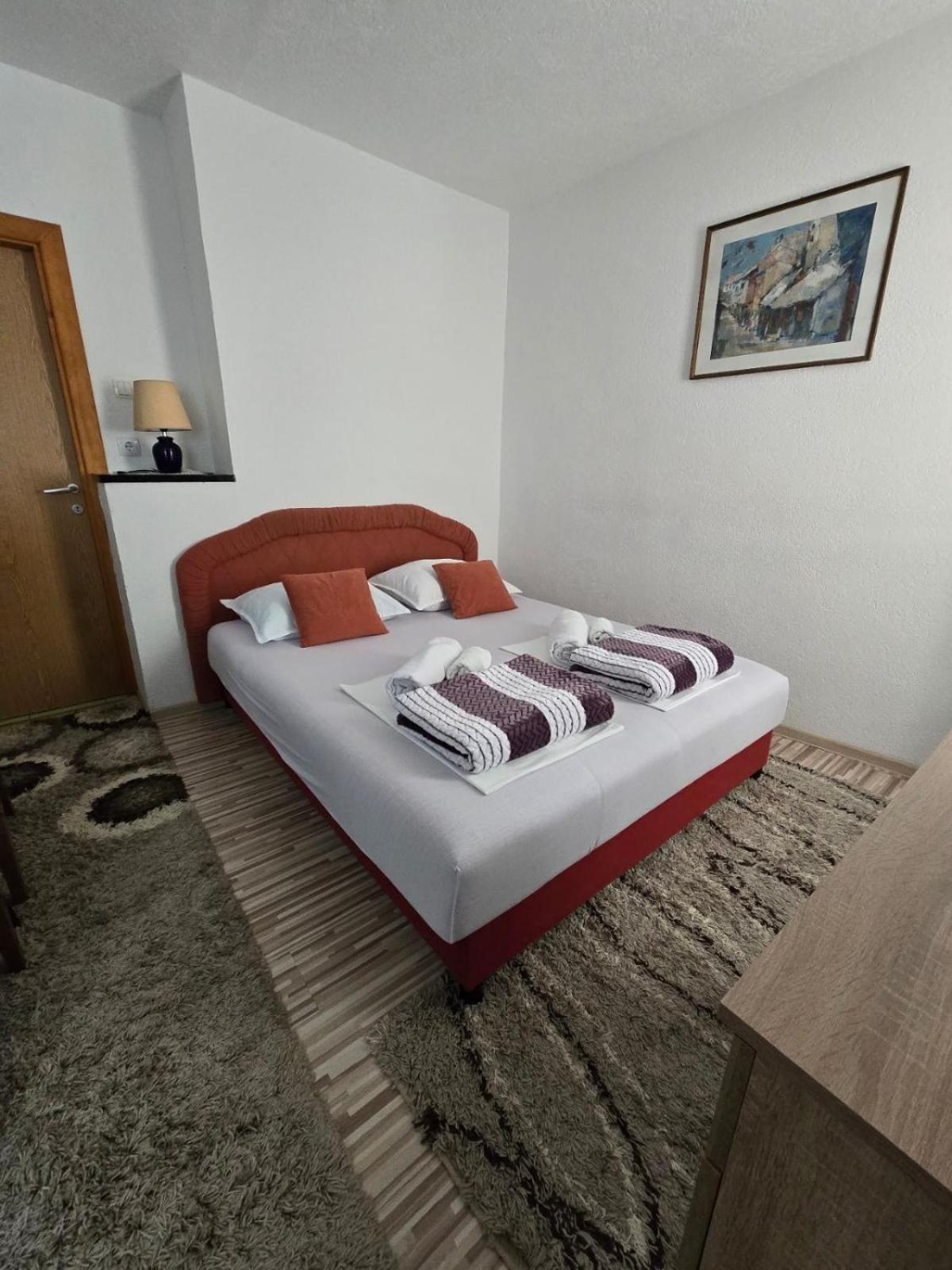 Guest House Nana Mostar Exteriör bild
